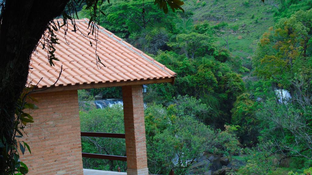 Chalés Pedacim du Céu Bueno Brandão Exterior foto